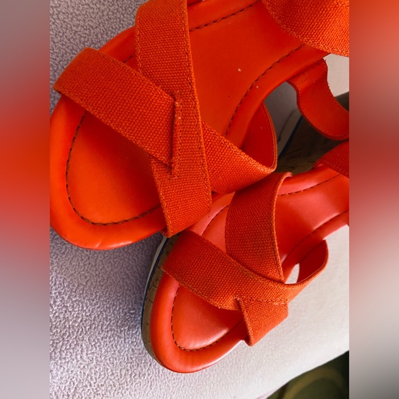 Candie’s wedges size 8 - Picture 8 of 16